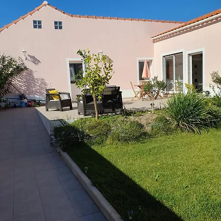 Casa Do Arelho Alojamento de Acomodação e Pequeno-almoço 3*