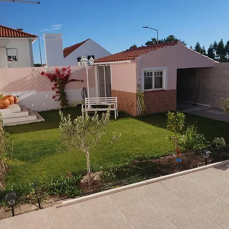 Casa Do Arelho Alojamento de Acomodação e Pequeno-almoço 3*